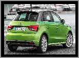 Zielone, Audi A1